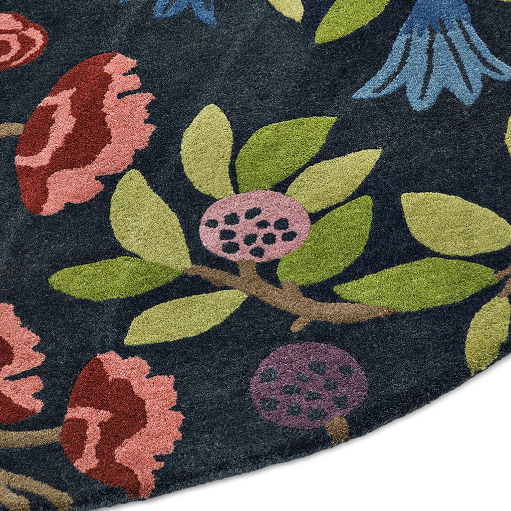 Foraging Indigo 146618 Round Rug