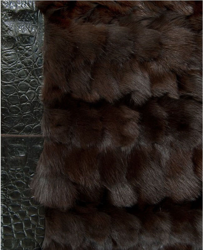 Jango 740 Fur Rug | Size: 350 x 450 cm