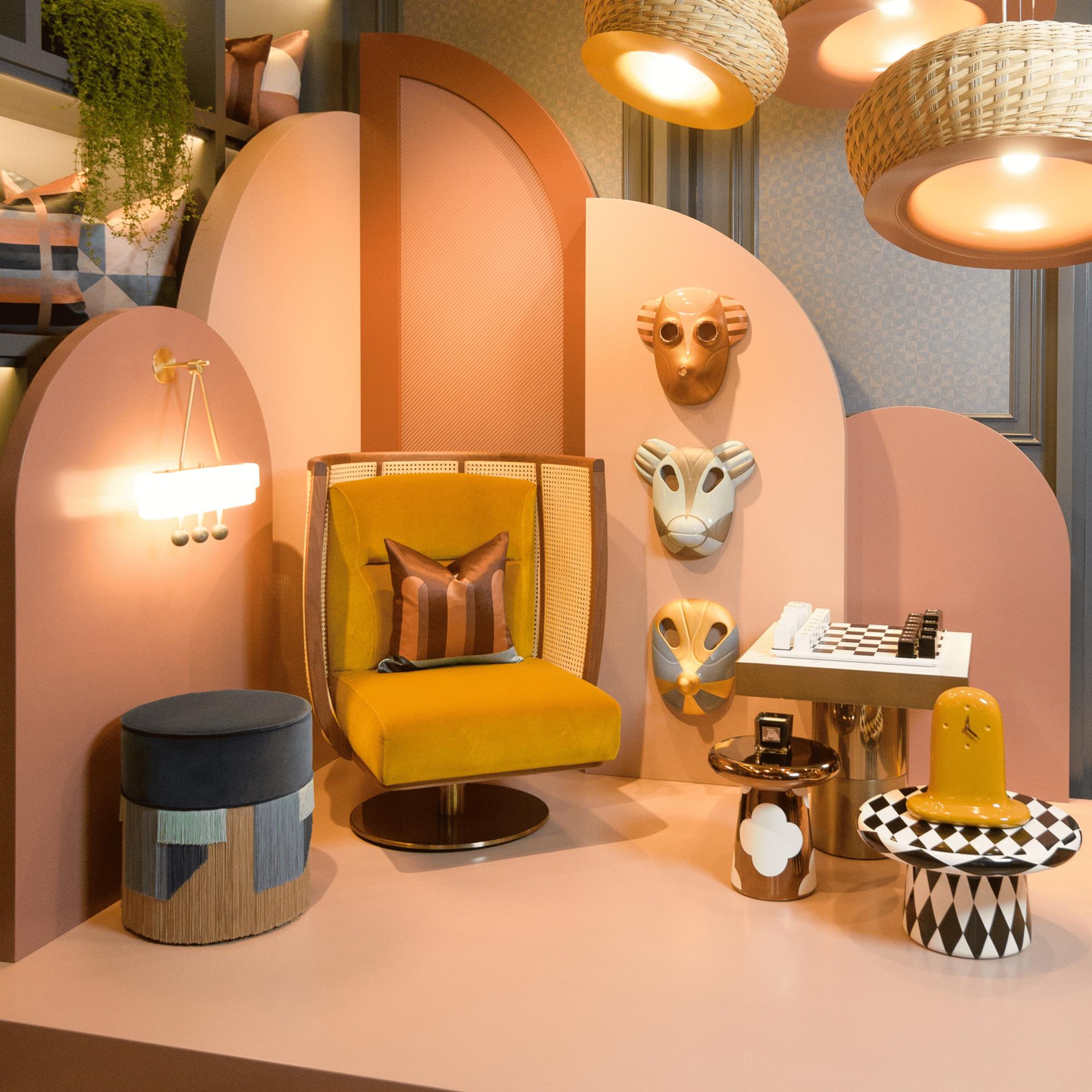 Egoísta Curved Armchair