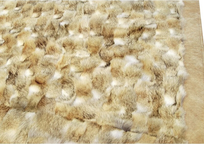 Wolf 810 Fur Rug