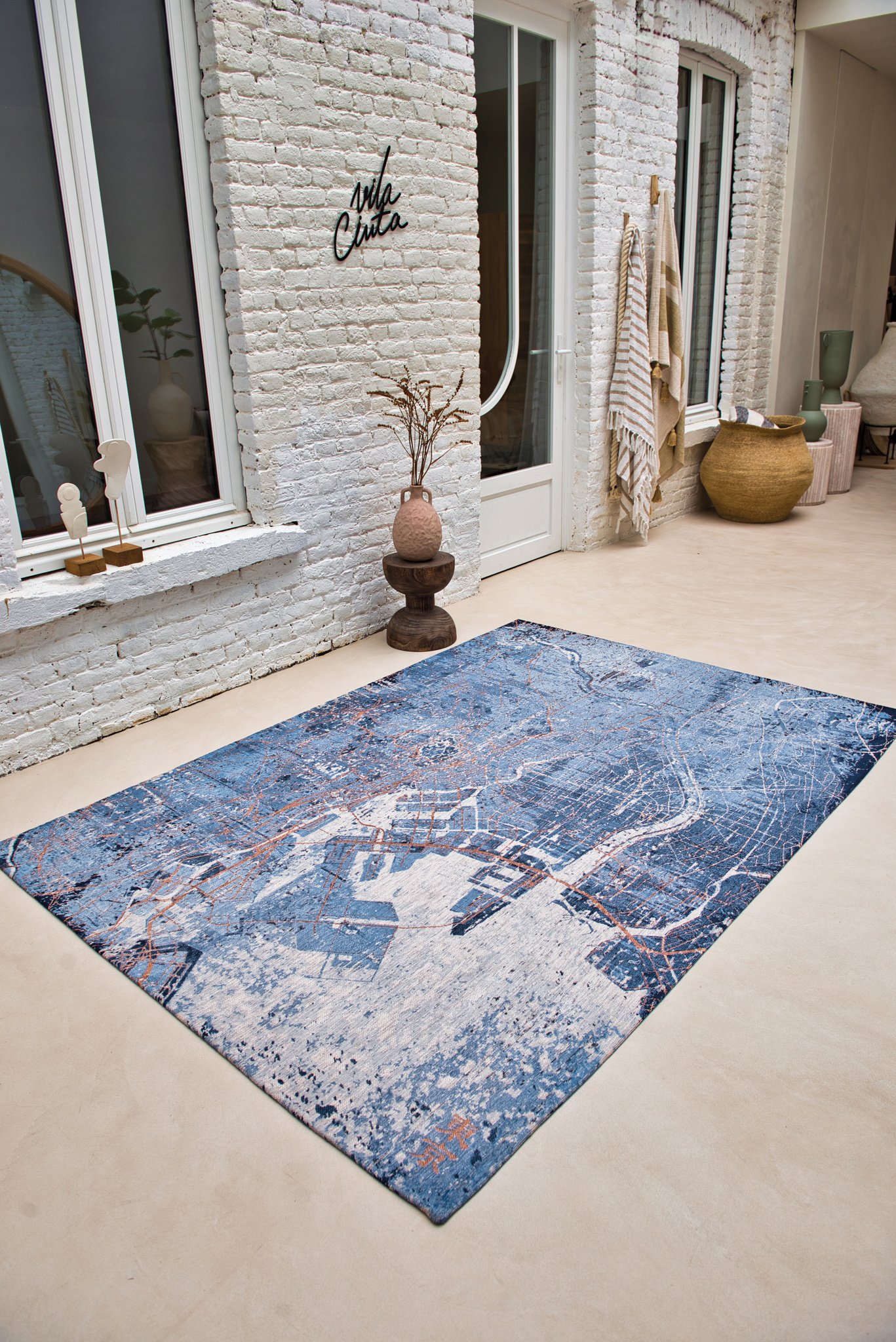 Conductive Blue 9314 Rug