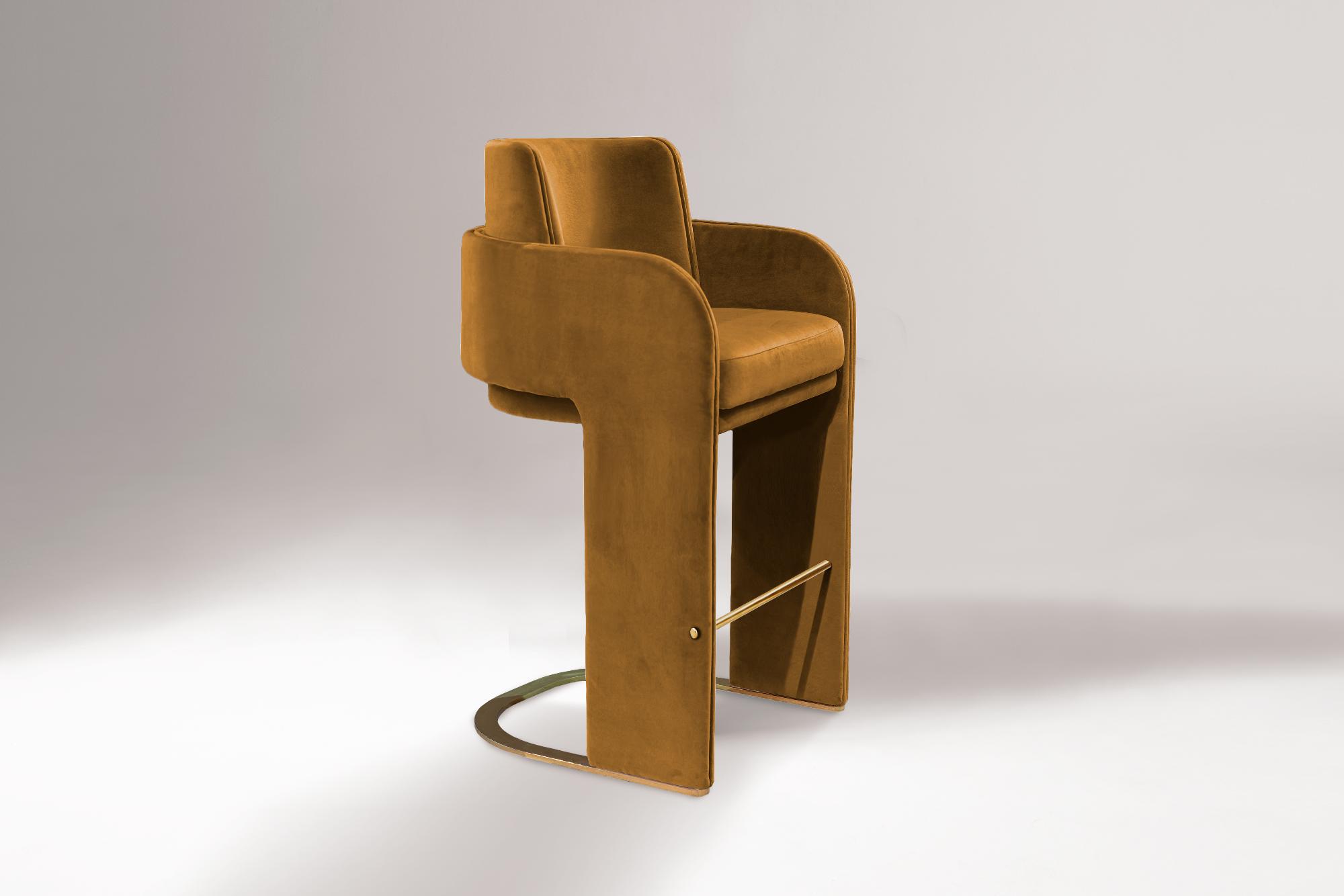 Odisseia Sculptural Bar Stool