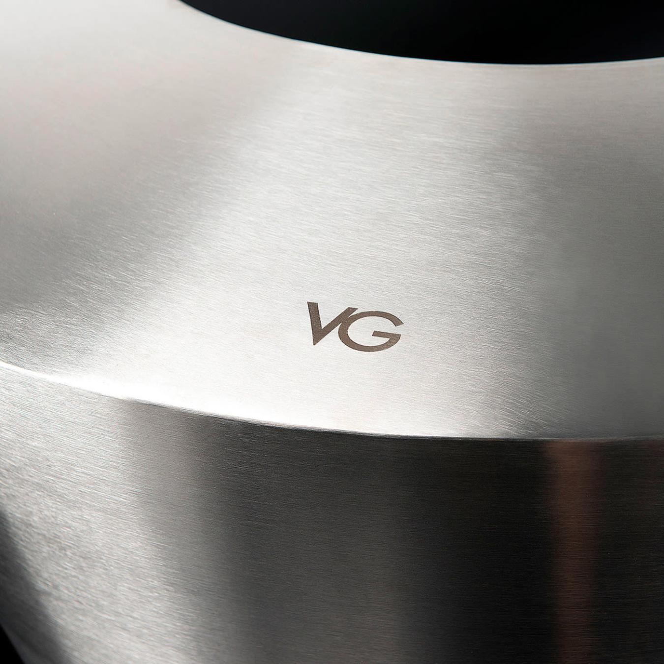 Stainless Steel Compact Vase