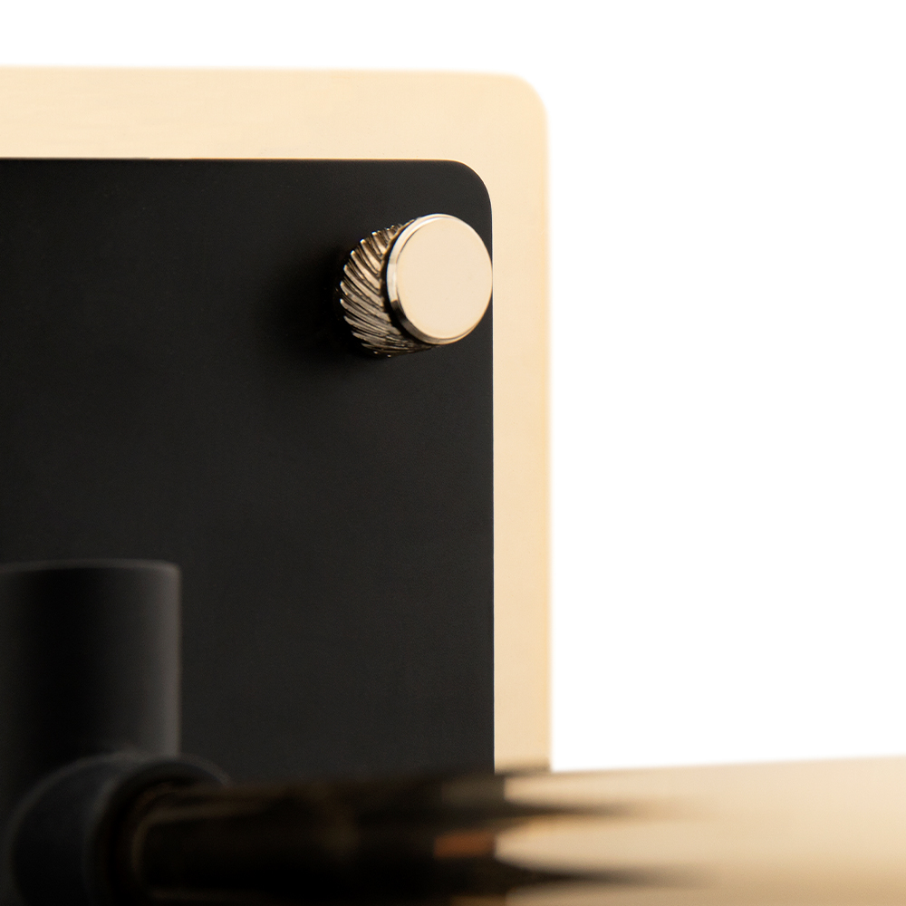 Legend Wall Lamp