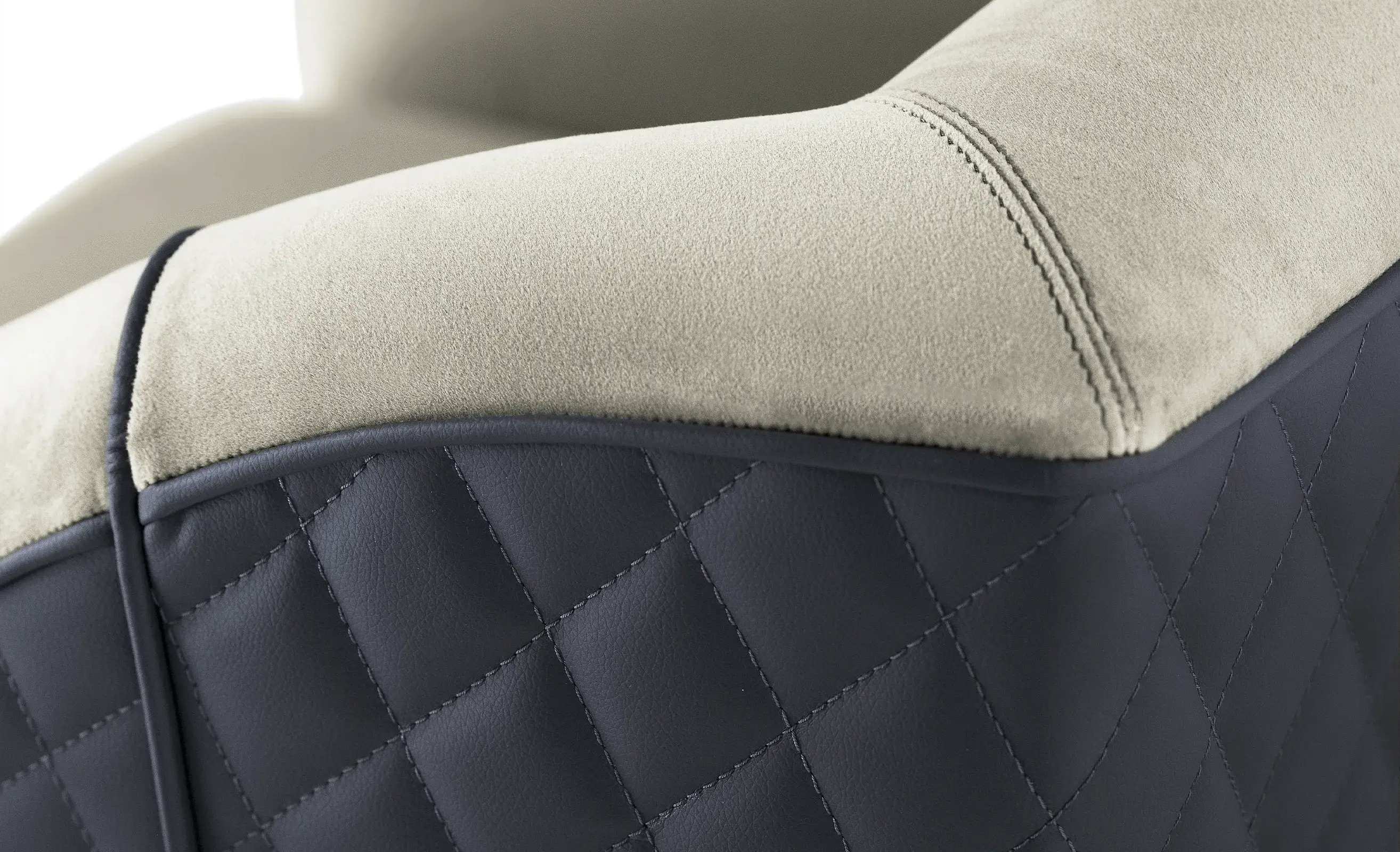 Rebel Rotating Single Sofa