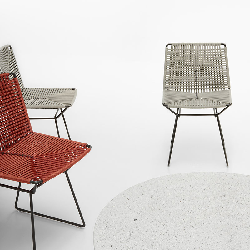 Neil Twist Indoor / Outdoor Chair ☞ Colour: Matt Anthracite Gray ☞ Structure: Matt Painted Lead Black X138