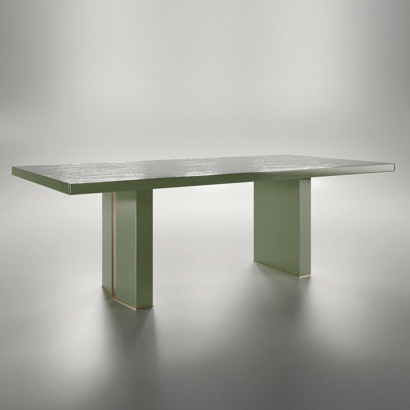 Gemma Table