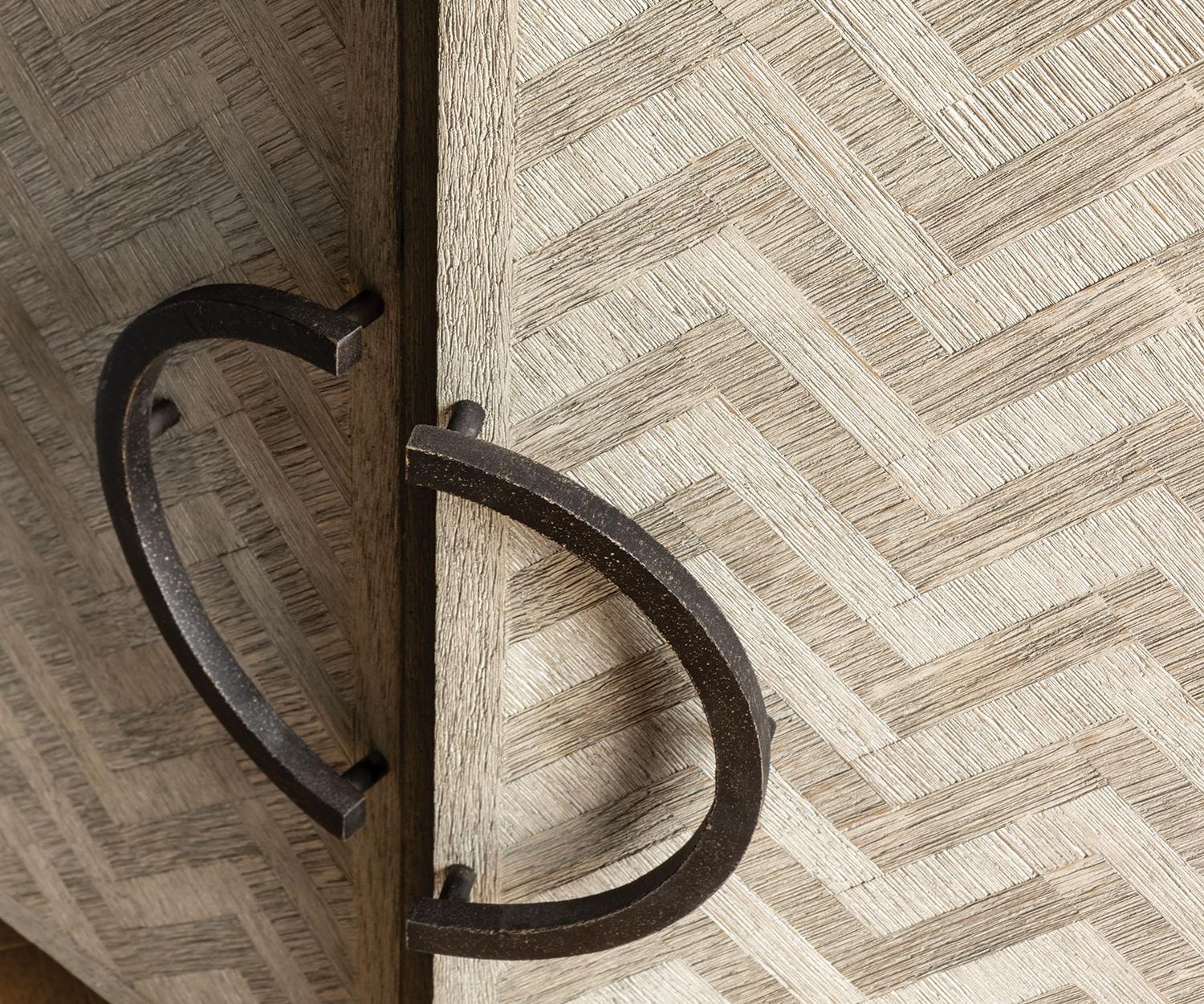 Ferdinand Cabinet Cloudy Oak