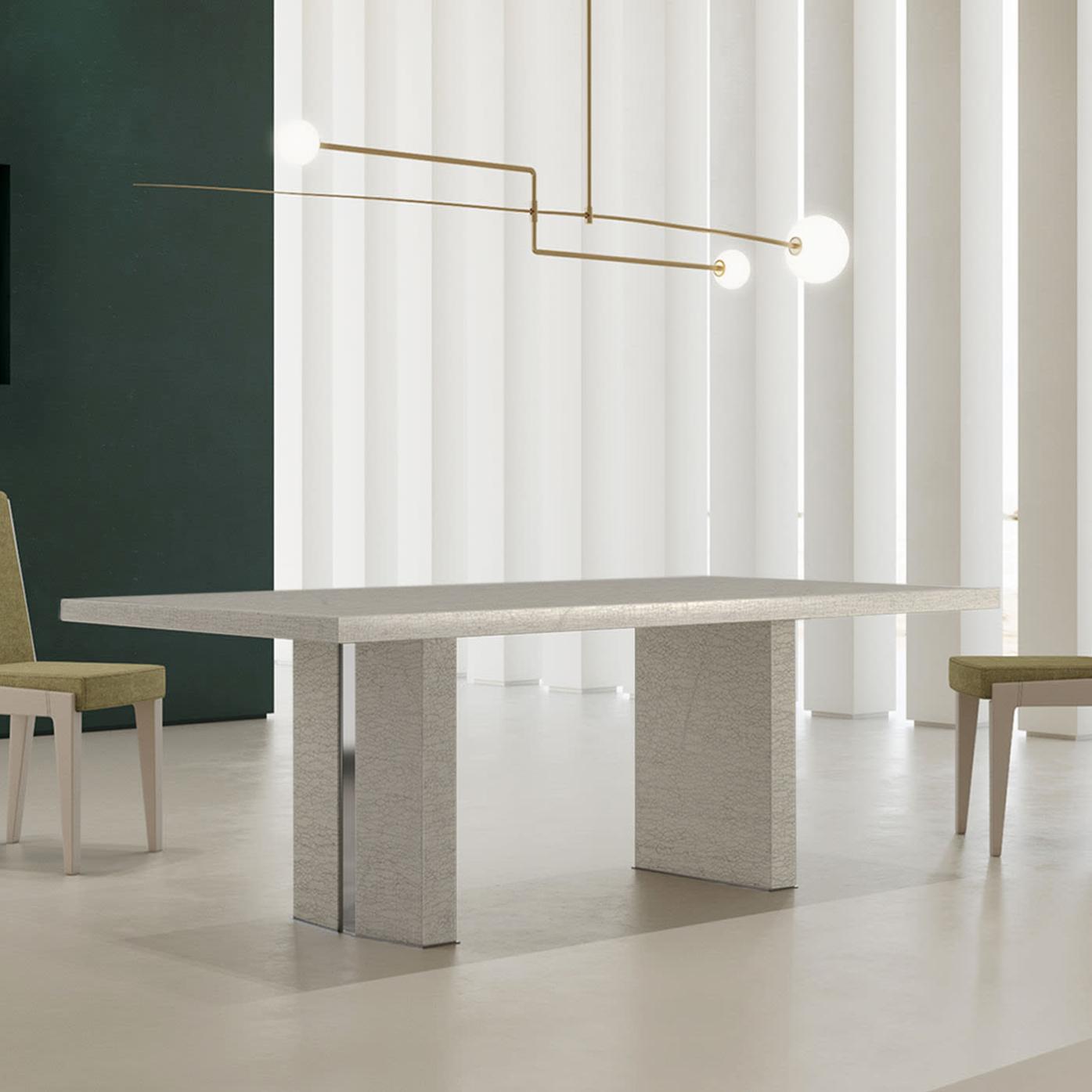 Gemma Table