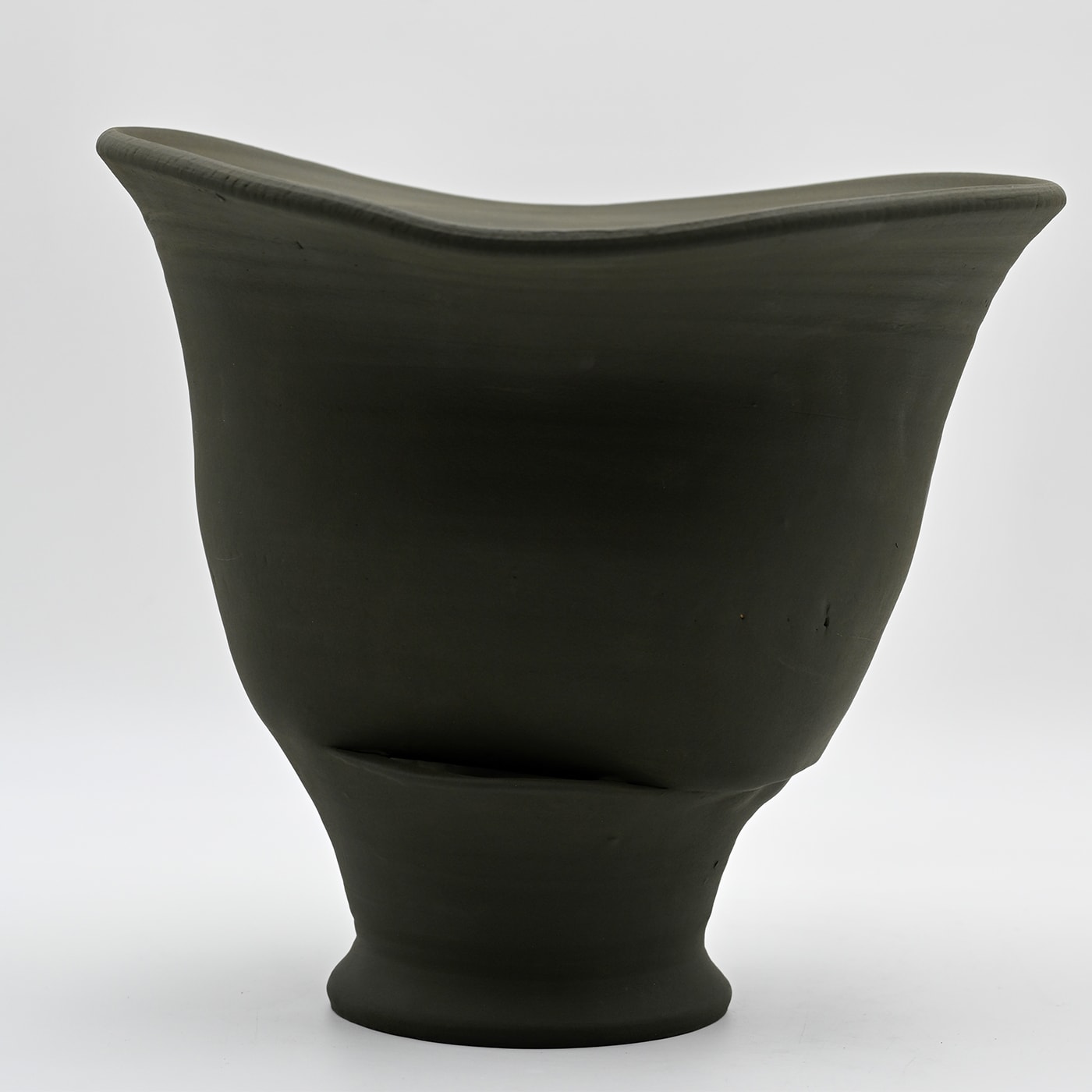 Italian Art Vase Sculpted with Passion