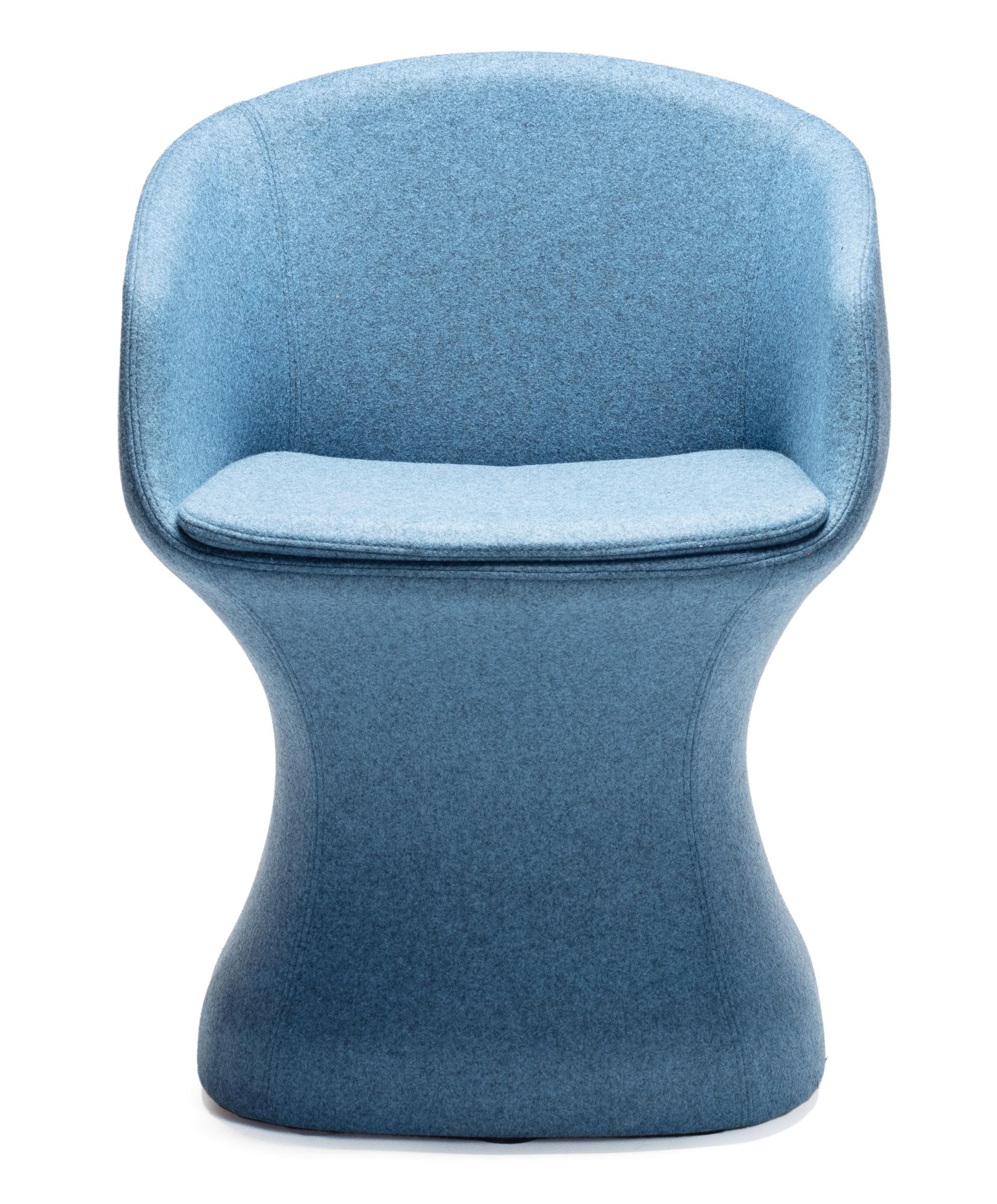 So-Pretty Blue Curved Chair
