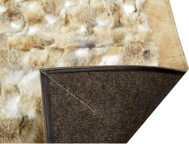 Wolf 810 Fur Rug