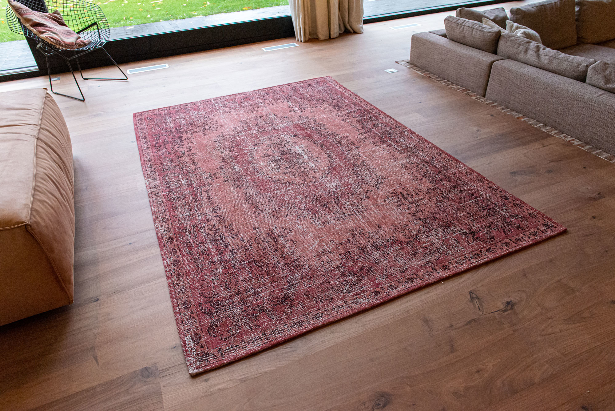 Borgia Red 9141 Rug