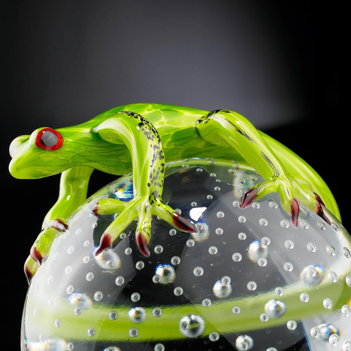 Glass Sphere with Gecko Detail