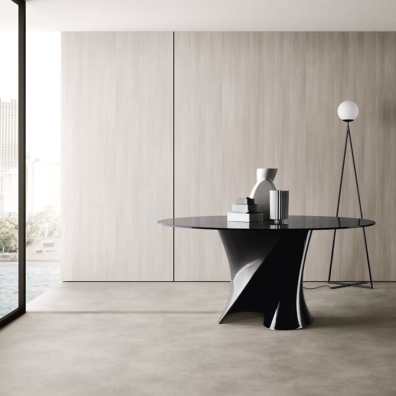 S Table With Smoked Grey Glass Top | Dimensions: Ø 140 cm