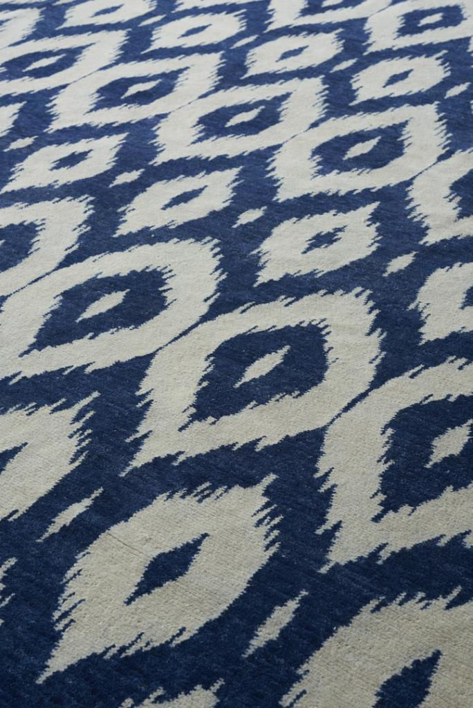 Ikat Hand-Knotted Wool Blue Rug