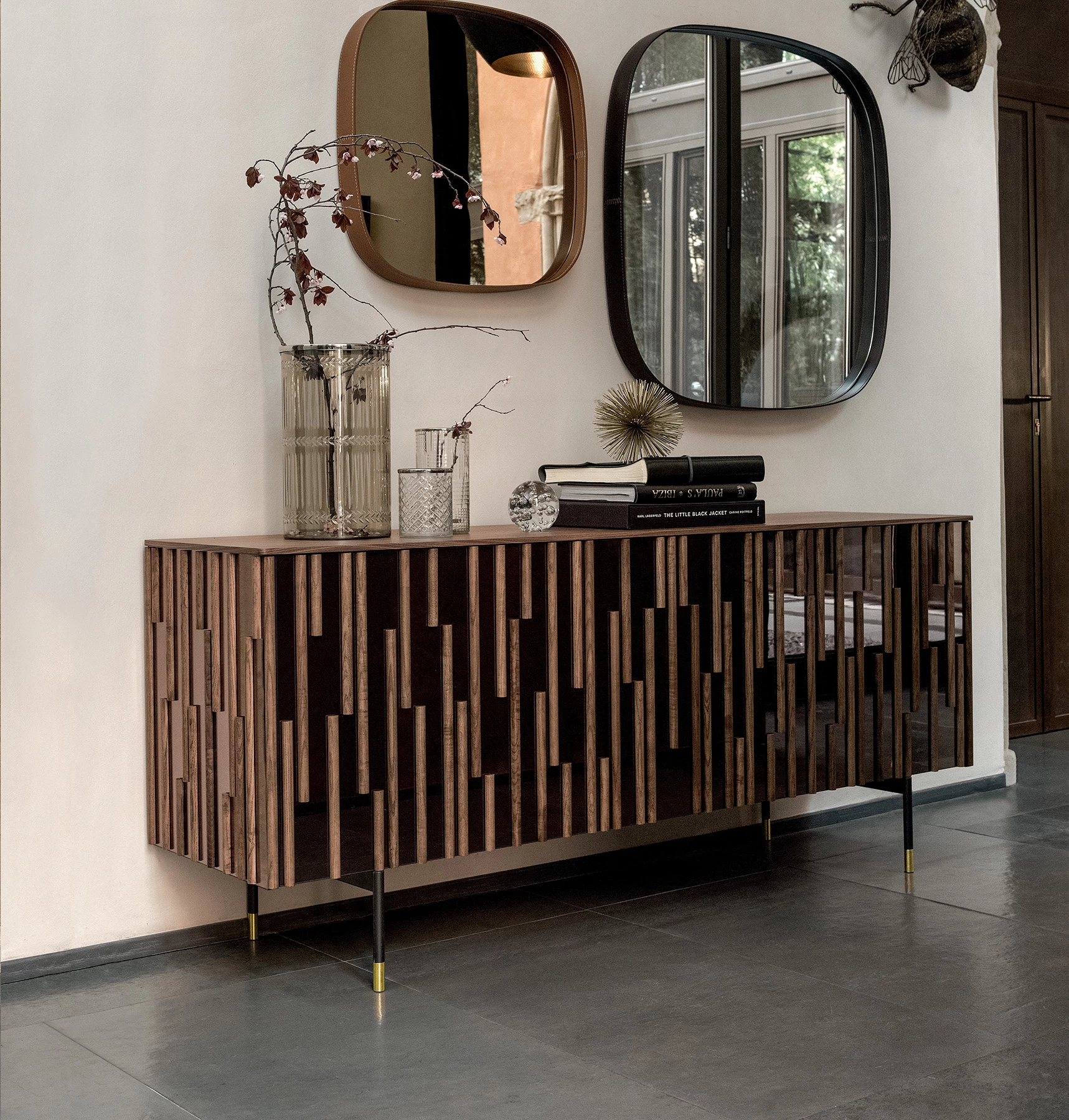 Drops Contemporary Sideboard