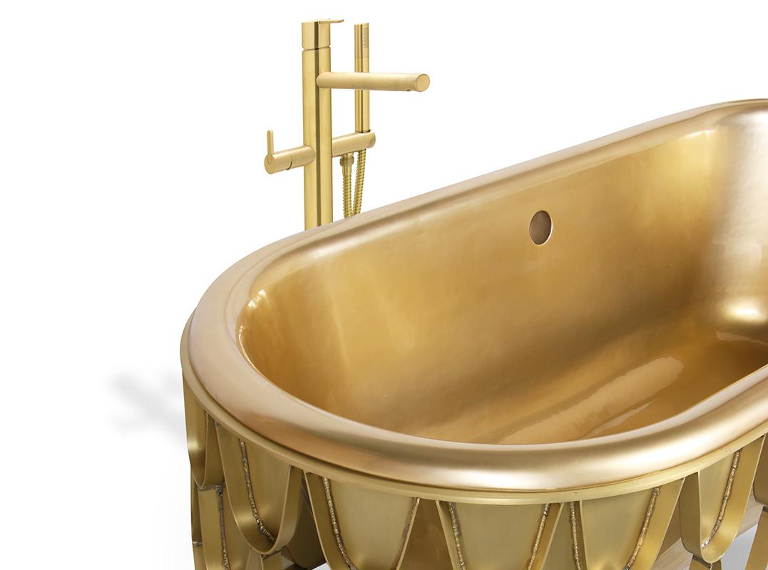Carp-Inspired Bath