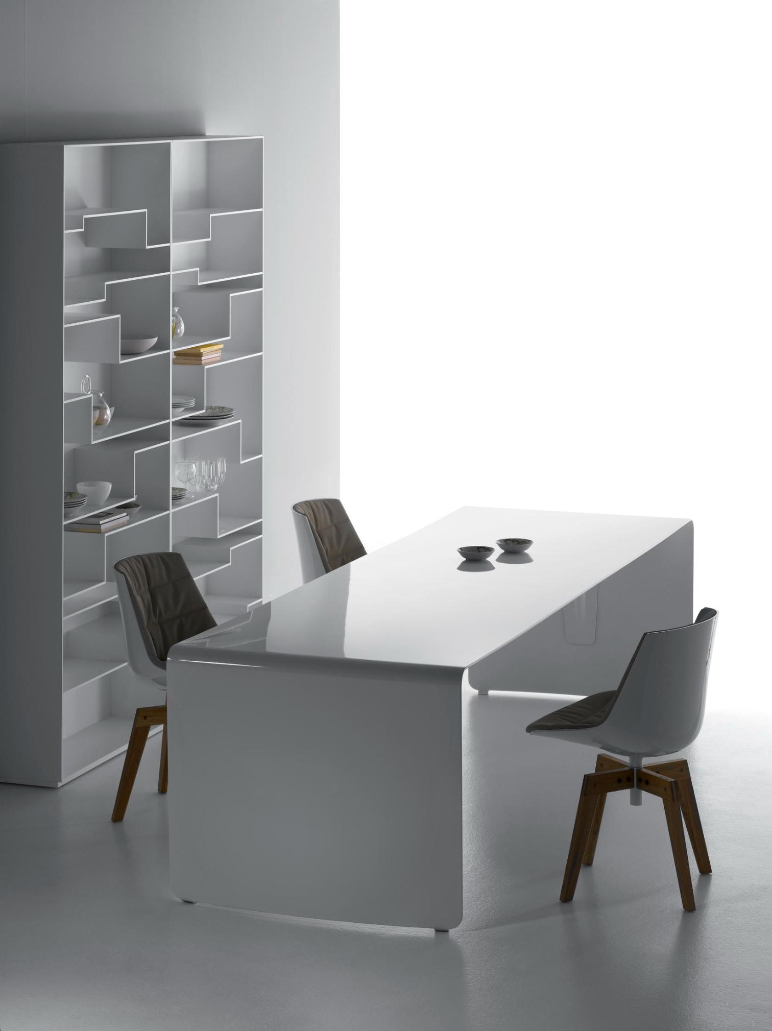 La Grande Table | Colour: Gloss Painted White X060 | Dimensions: 90 x 280 cm