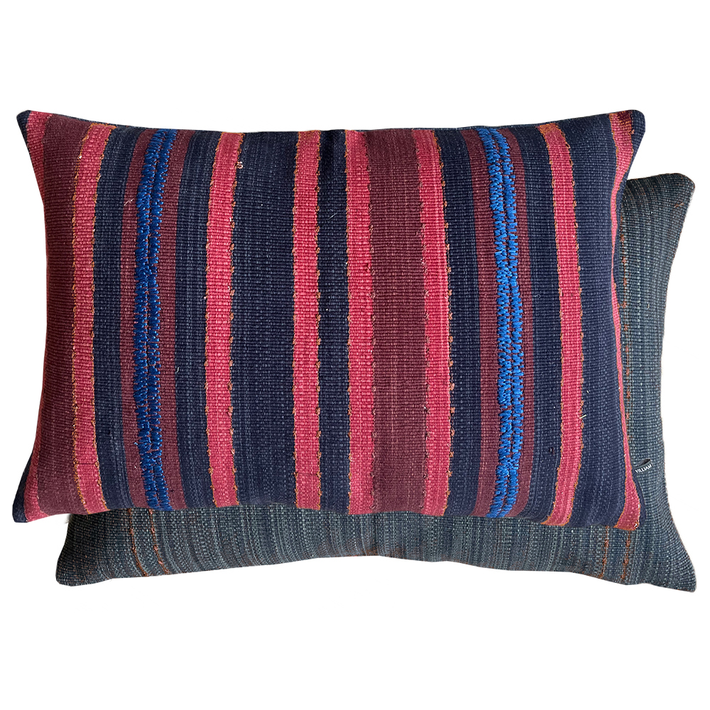 Naraya Rouge 60 × 40 Cushion