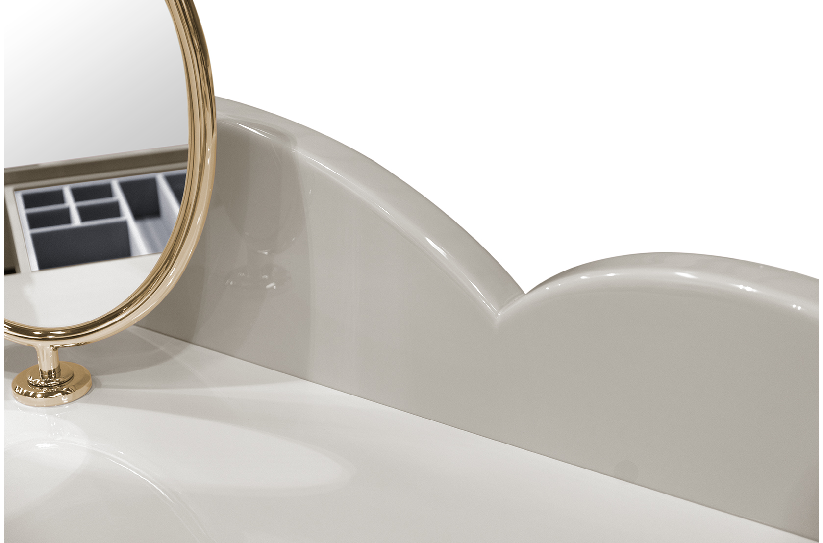 Dreamy Cloud Dressing Table