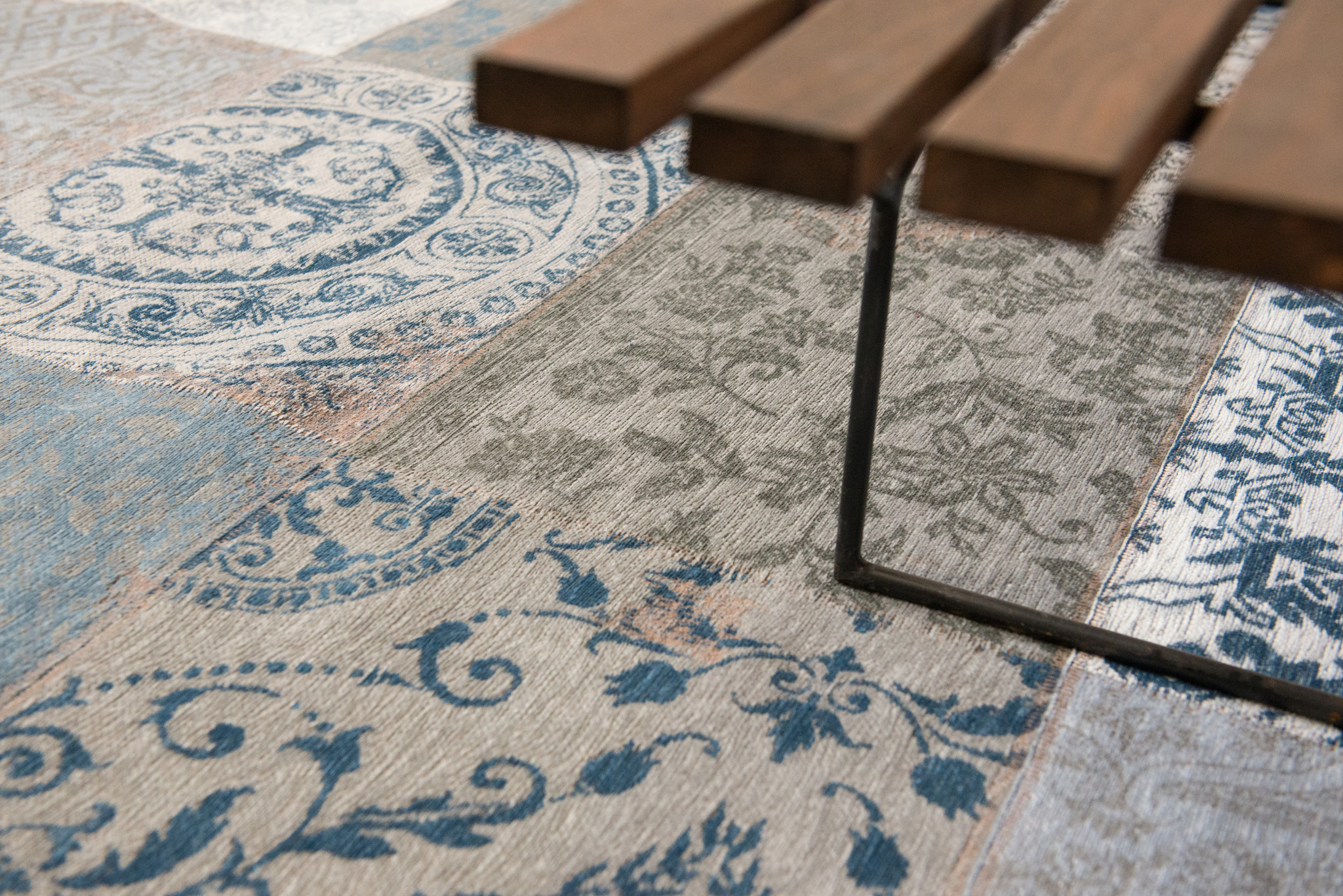 8981 Bruges Blue Rug