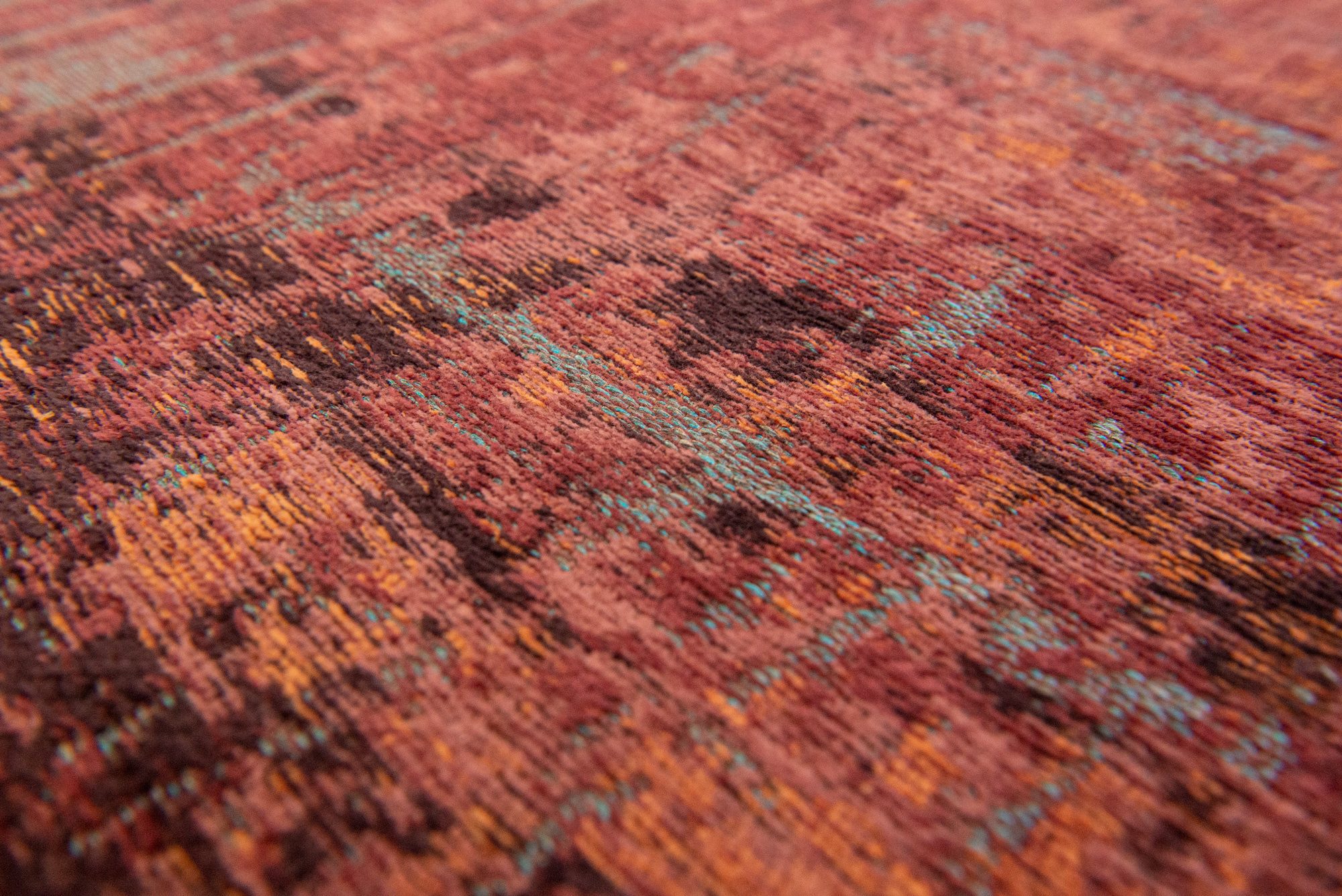 Nassau Red 9125 Round Rug