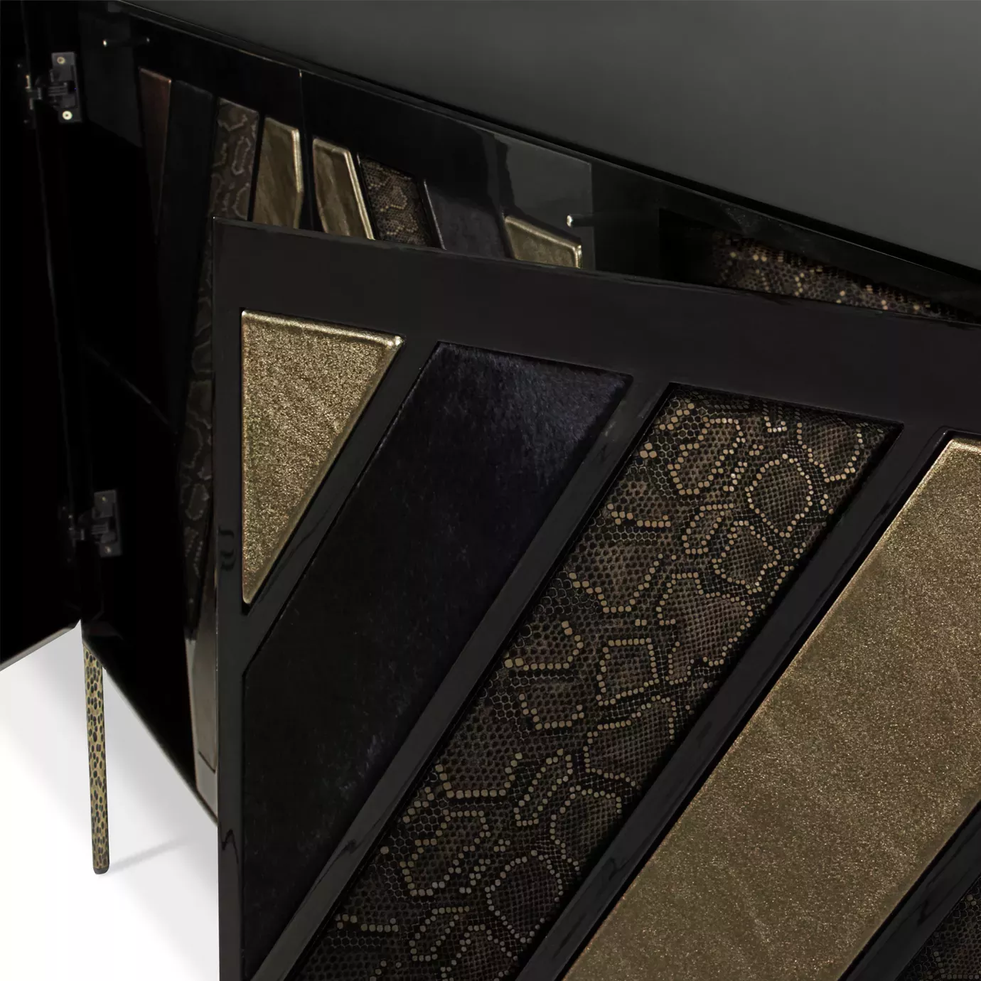 Opia Sideboard