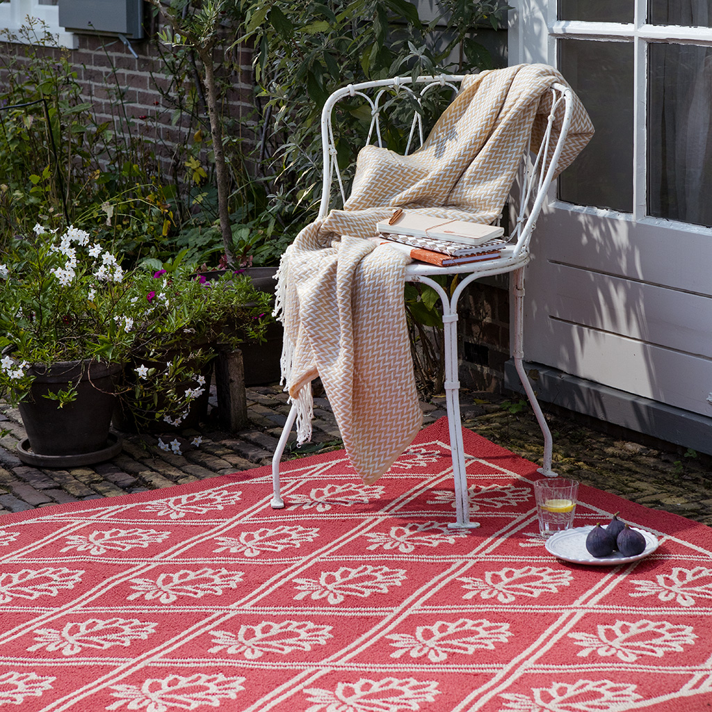 LA Porchester Poppy Red Outdoor Rug
