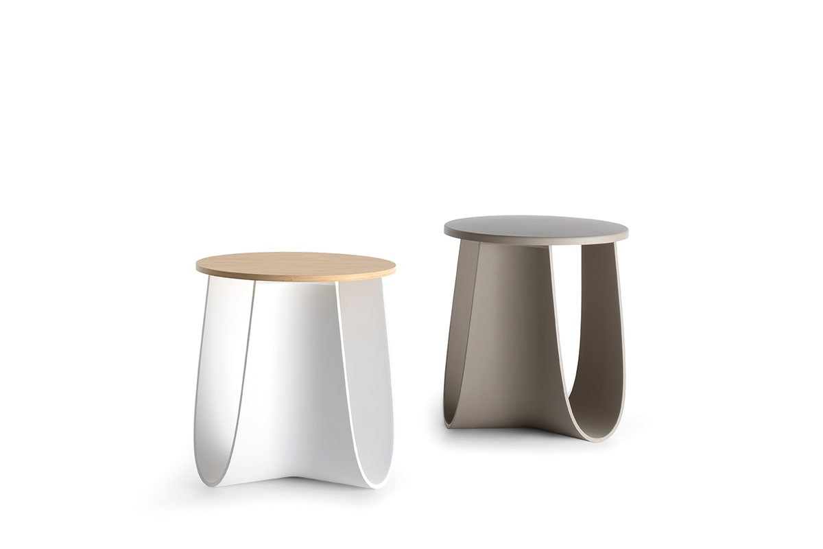 SAG Stool | Indoor / Outdoor: Outdoor | Structure: White Polyurethane | Tabletop: White Polyurethane