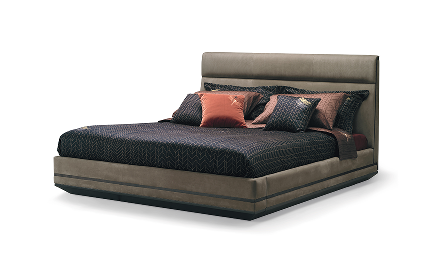 Classic Bed with Sleek Headboard | Mattress Size: 180 x 200 cm