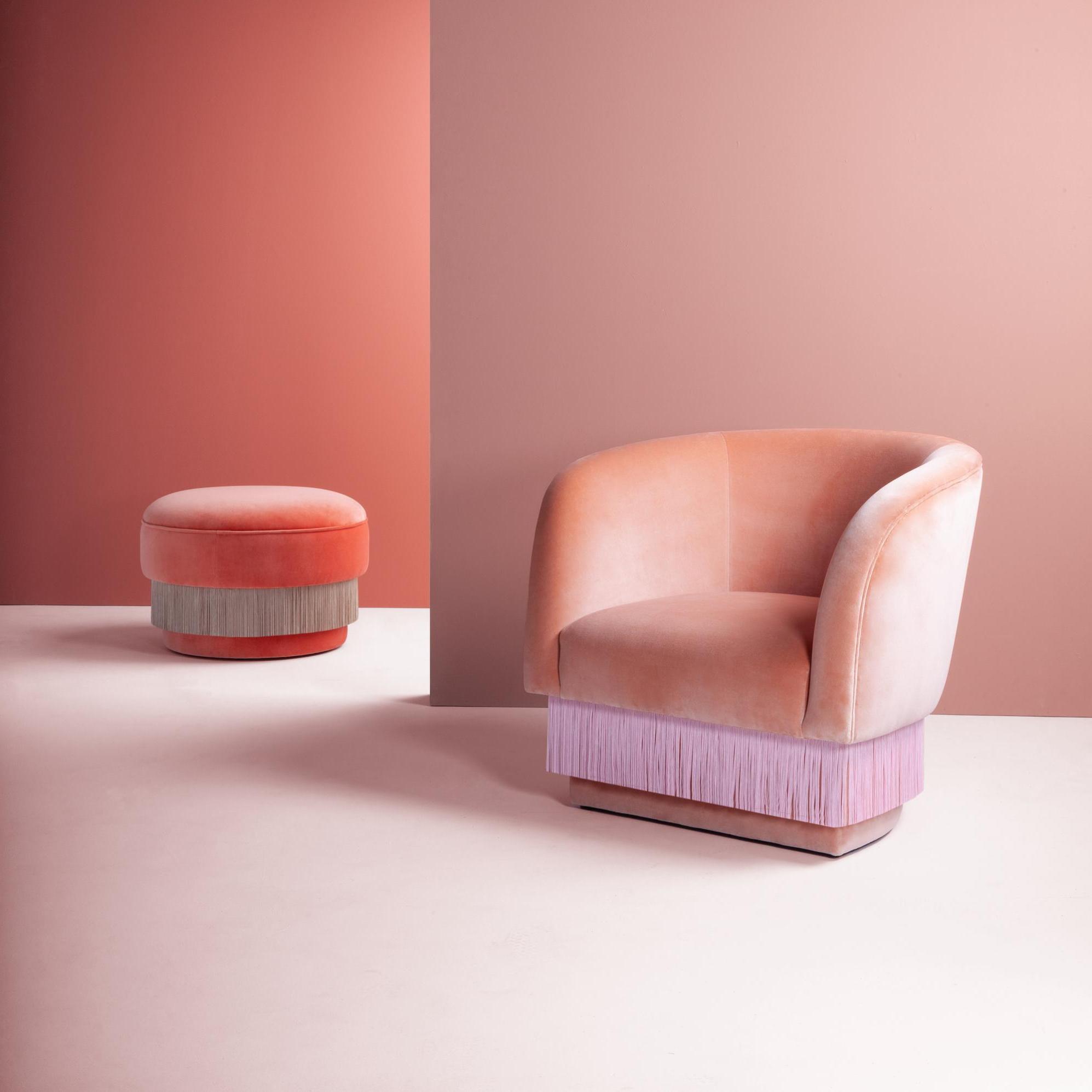 La Folie Red Pouf