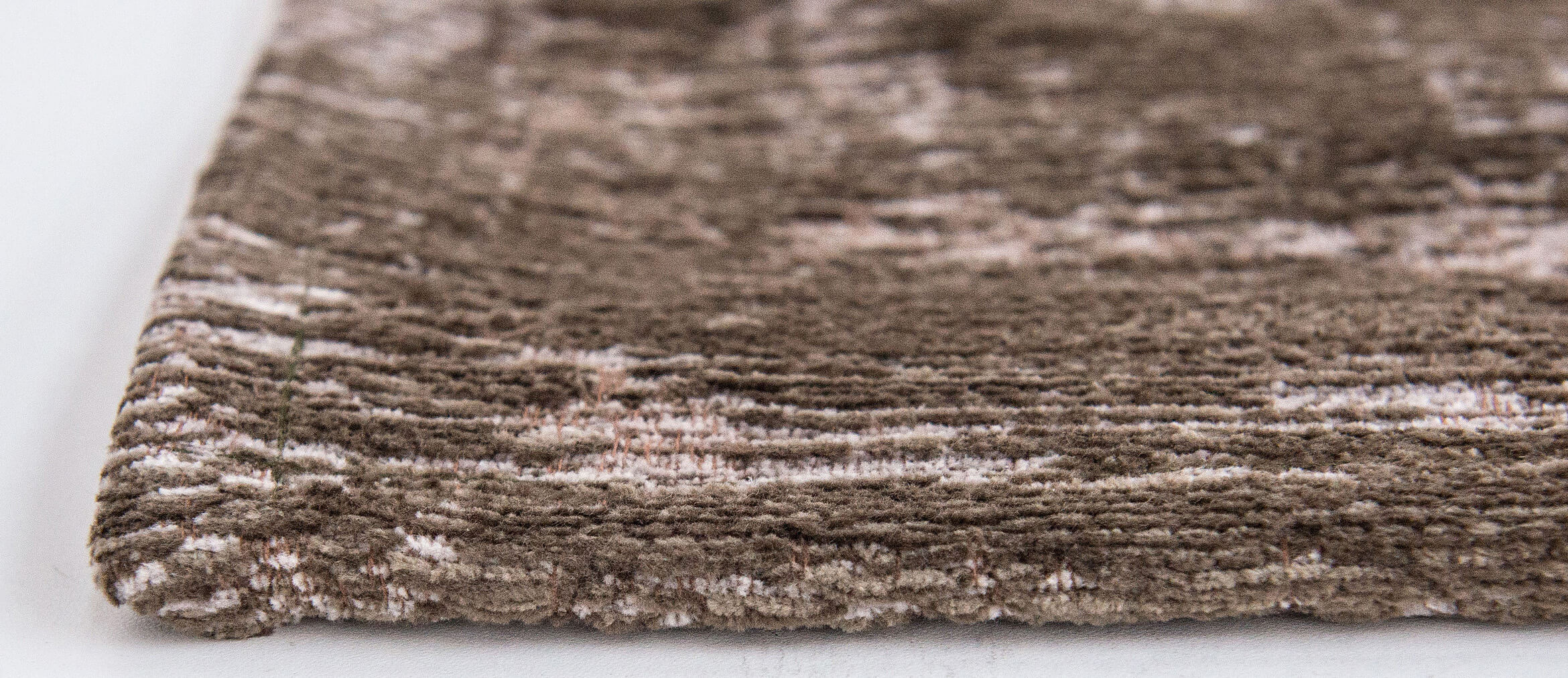 Black Pepper Rug