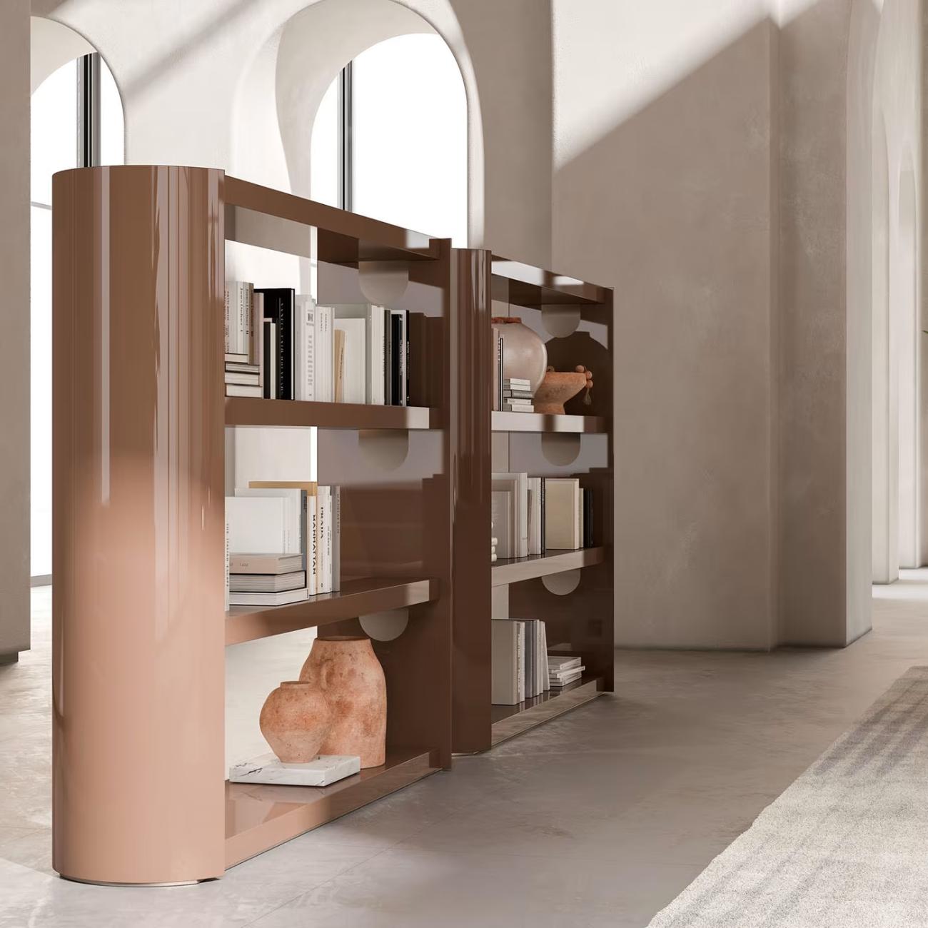 Lacquered Italian Elegant Bookcase