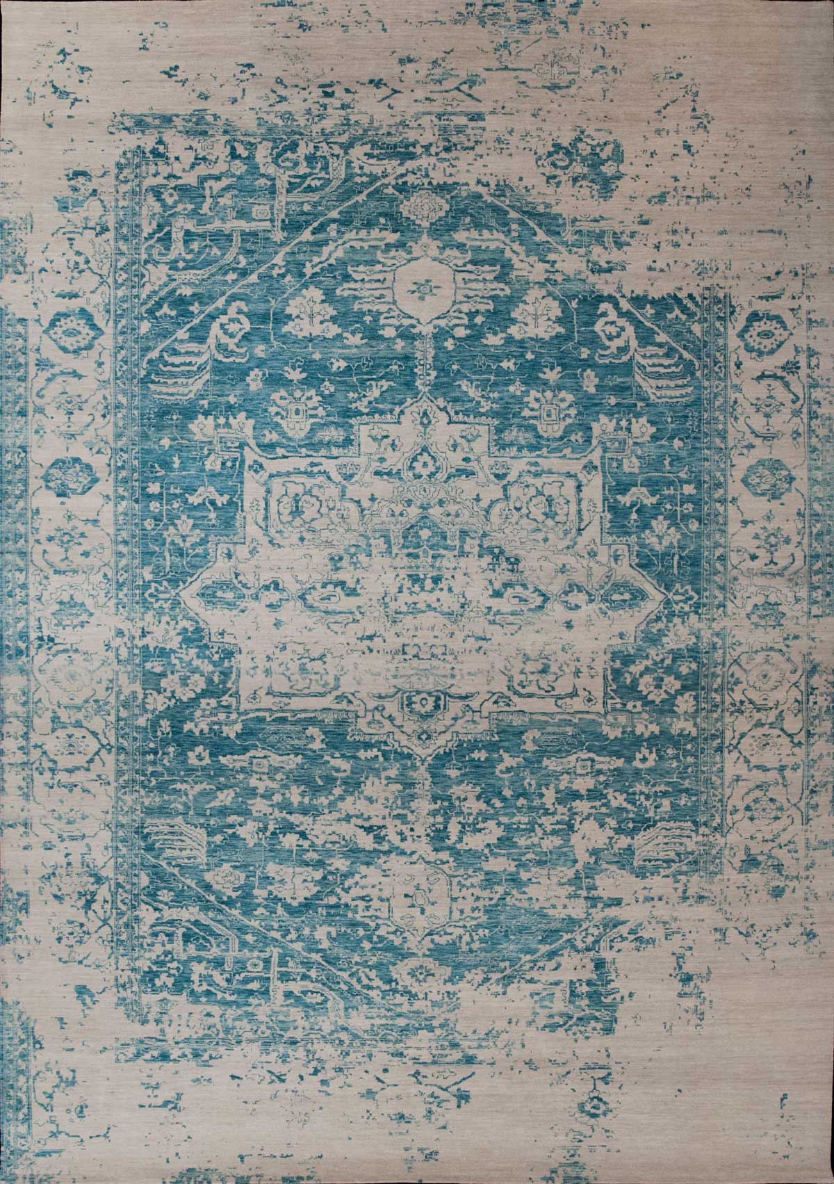 Malini Rug ☞ Size: 250 x 300 cm