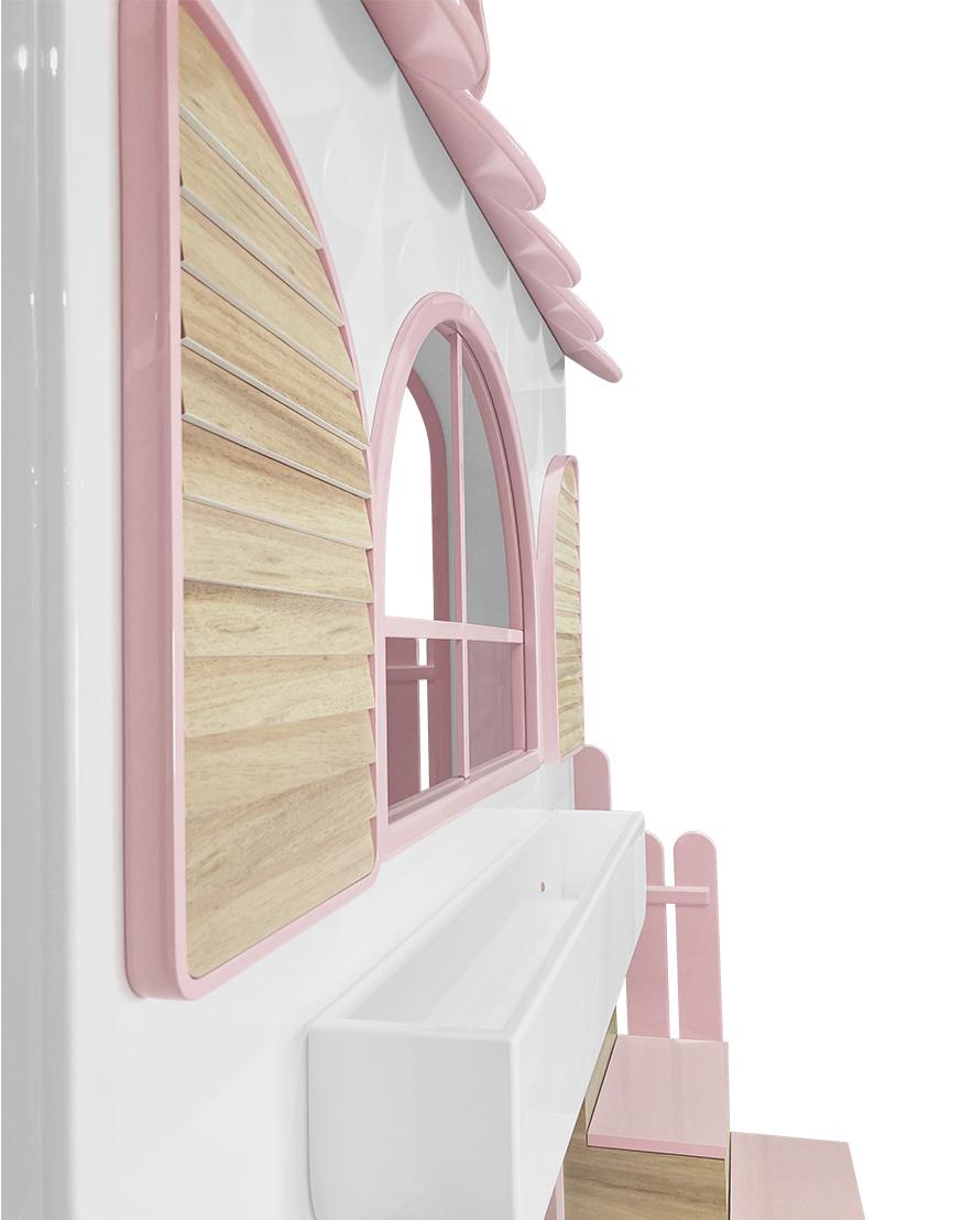 Dolly Playhouse