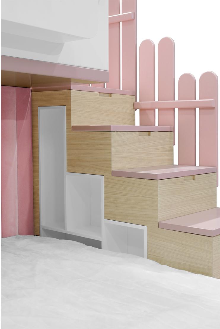 Dolly Playhouse