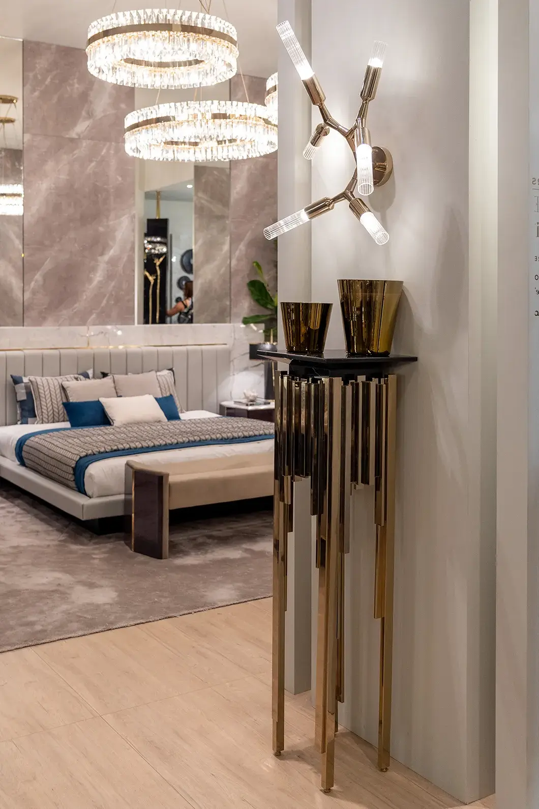 Imperial Column Showcase