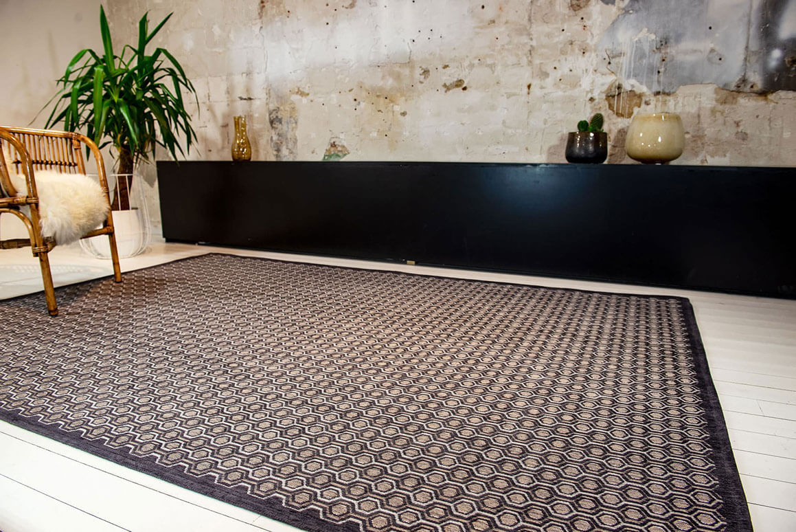 Nuovo 9015 Cromo Rug | Size: 240 x 340 cm