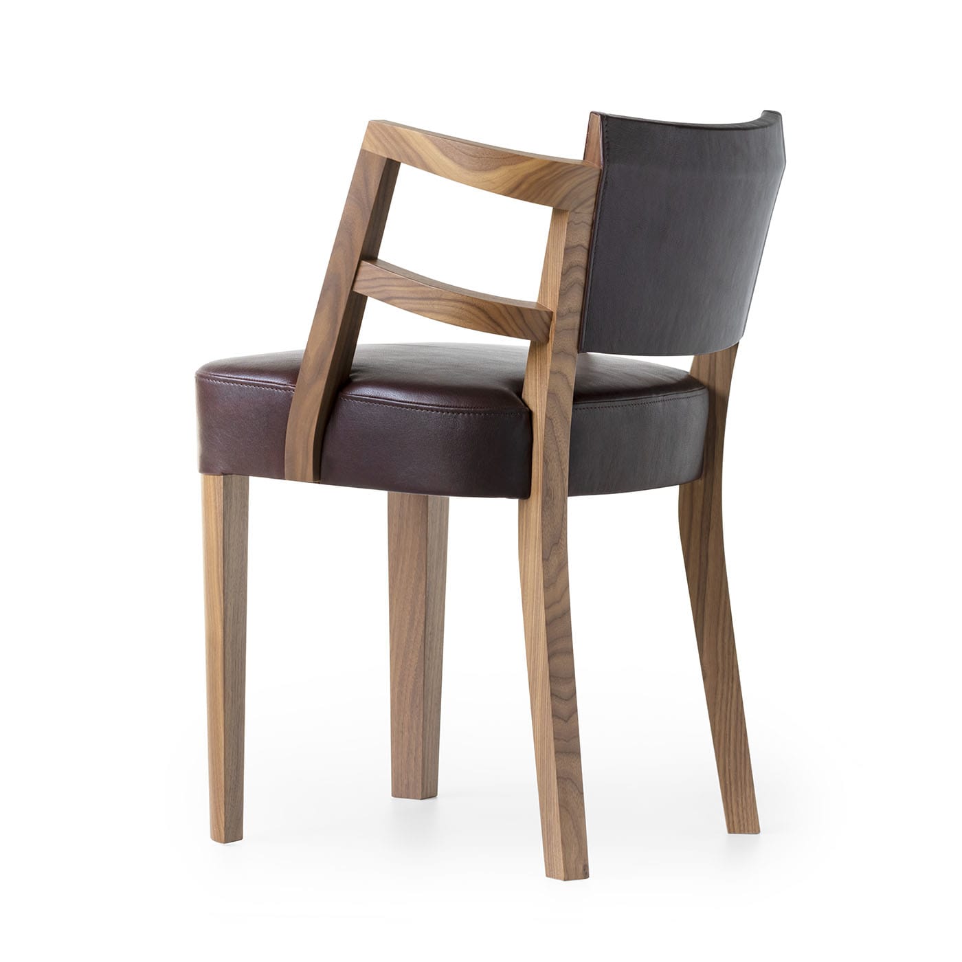 Dama Chair With Opulent Armrests