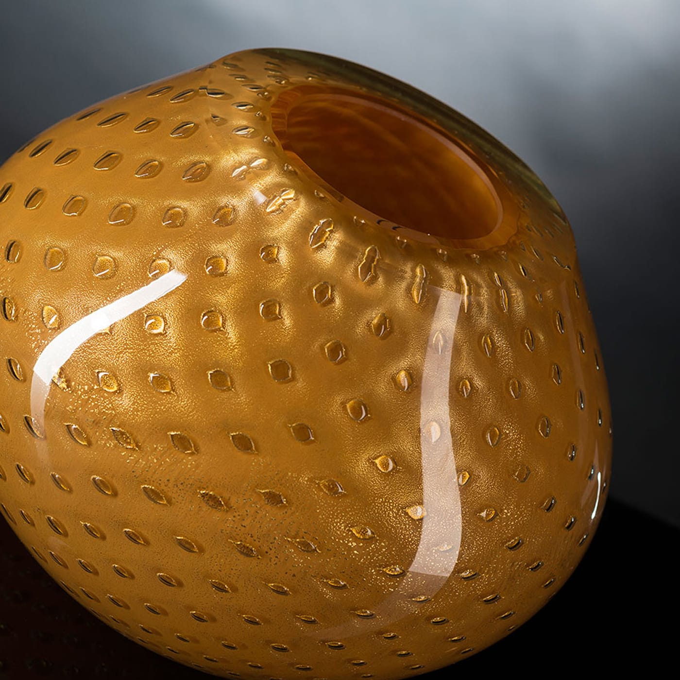 Mocenigo Sfera Sculpted Bowl Vase