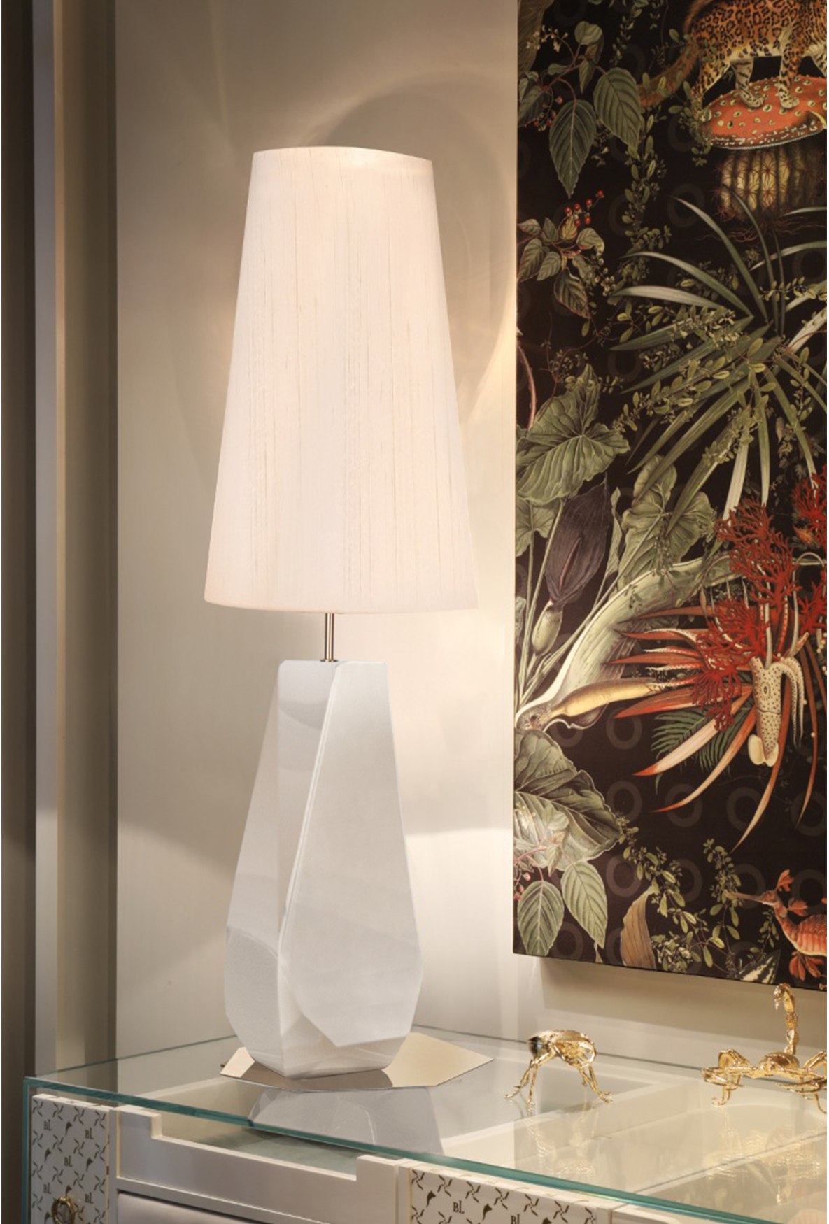 Essence White Accent Table Lamp