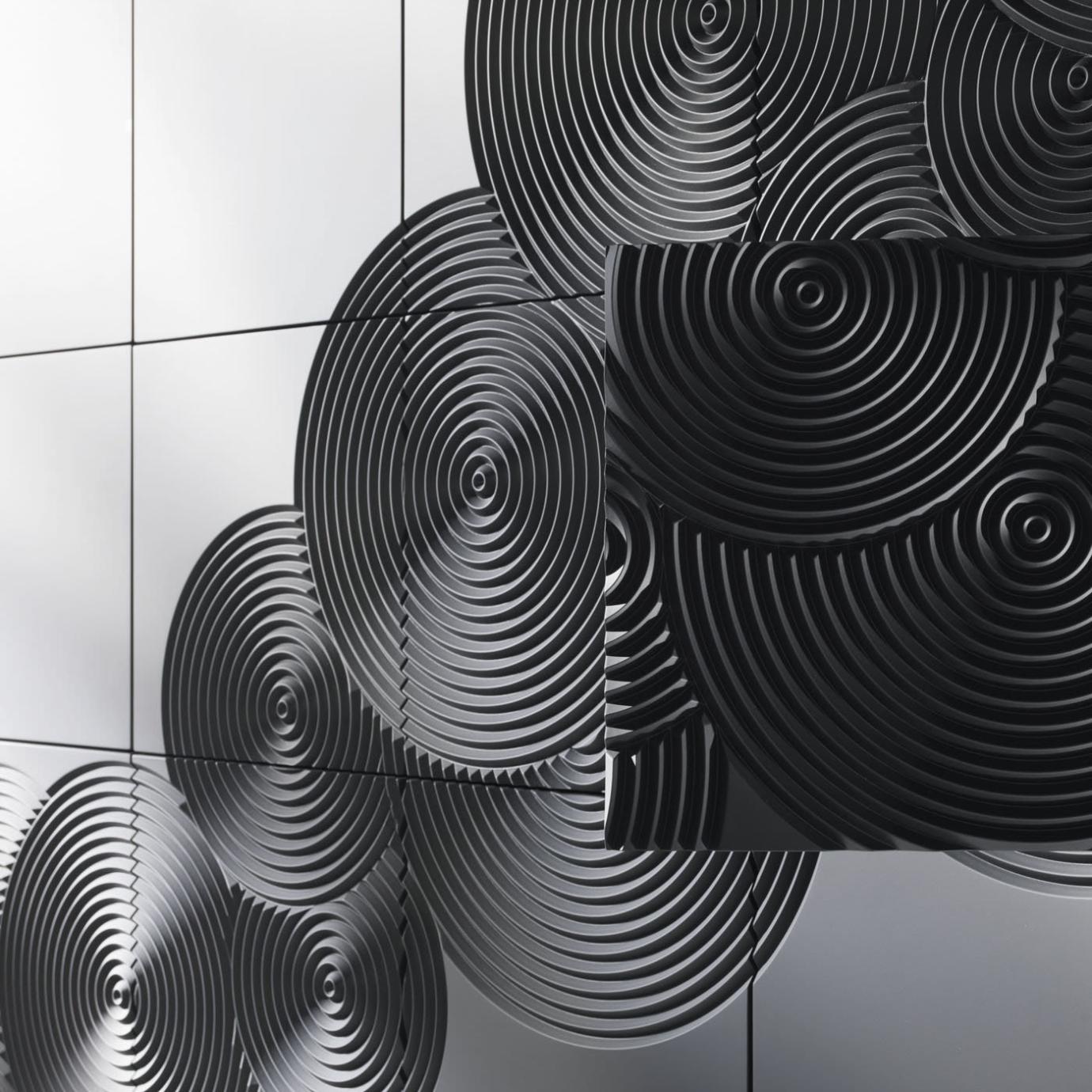 Gong Black Cabinet