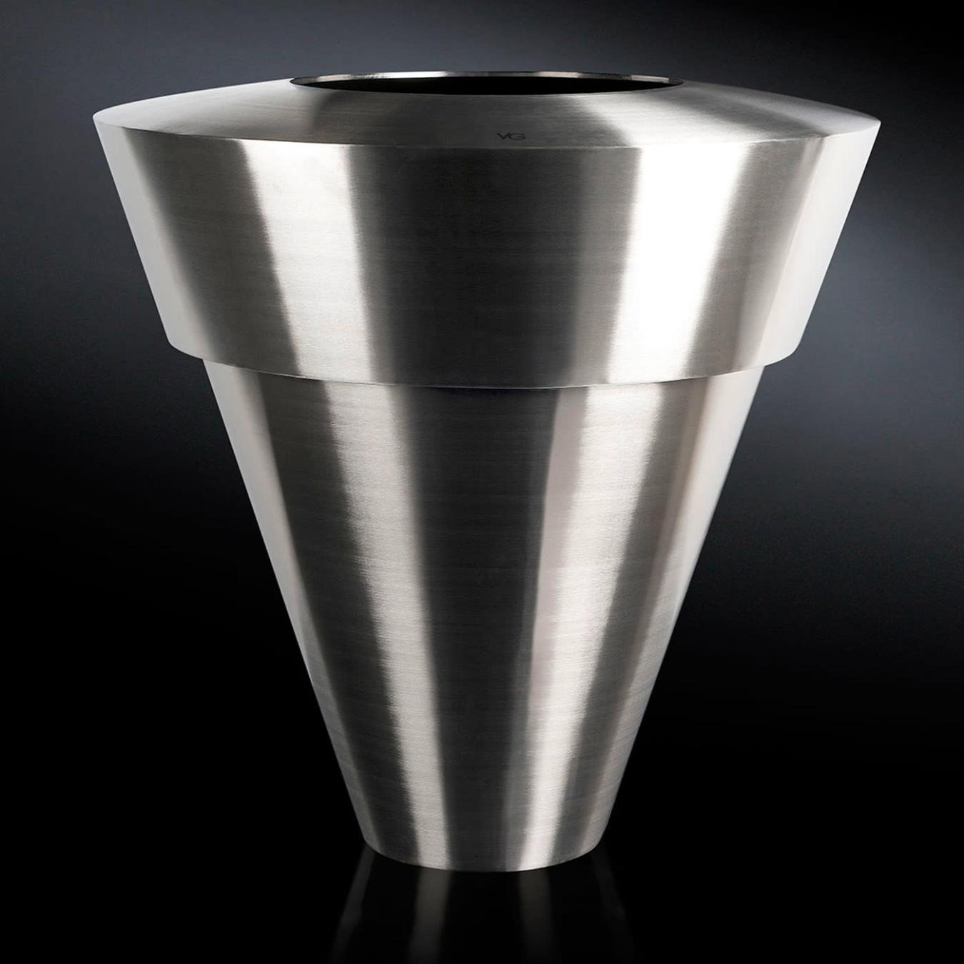 Stainless Steel Compact Vase