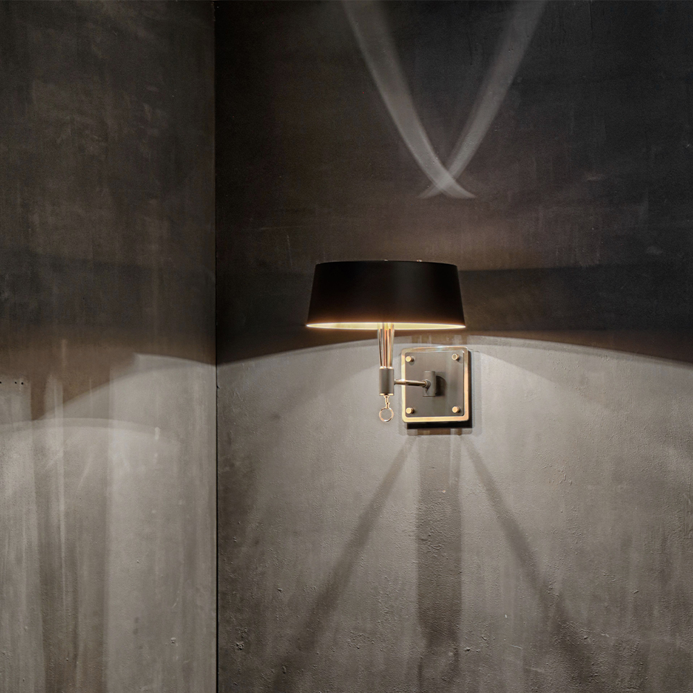 Legend Wall Lamp