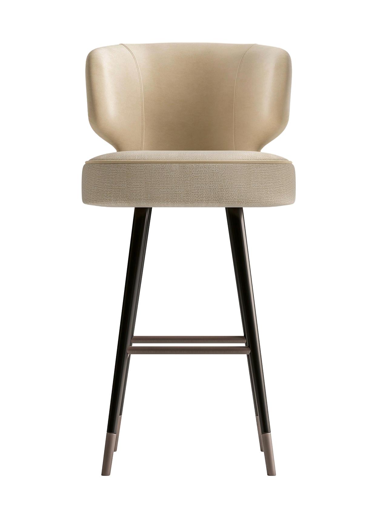 Curved Back Comfort Stool