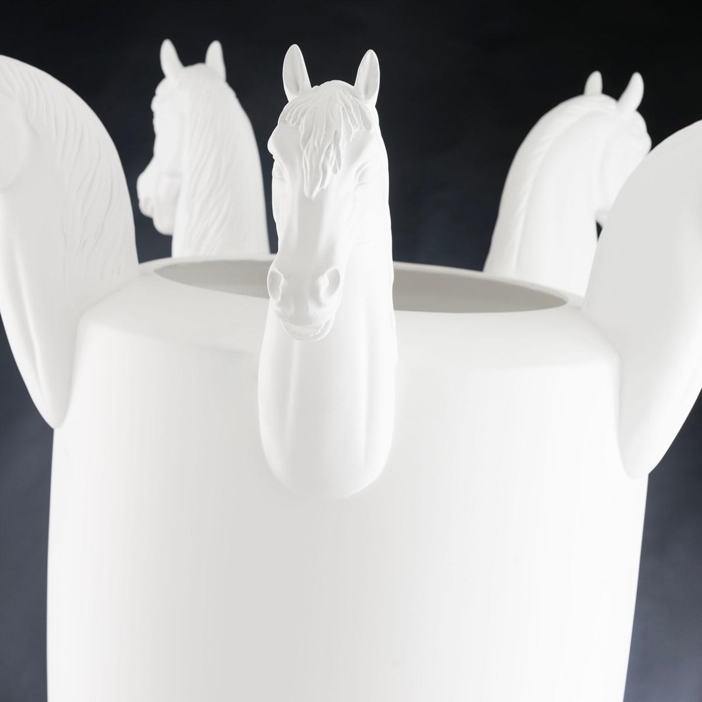 Obice Horse Decorative Vase