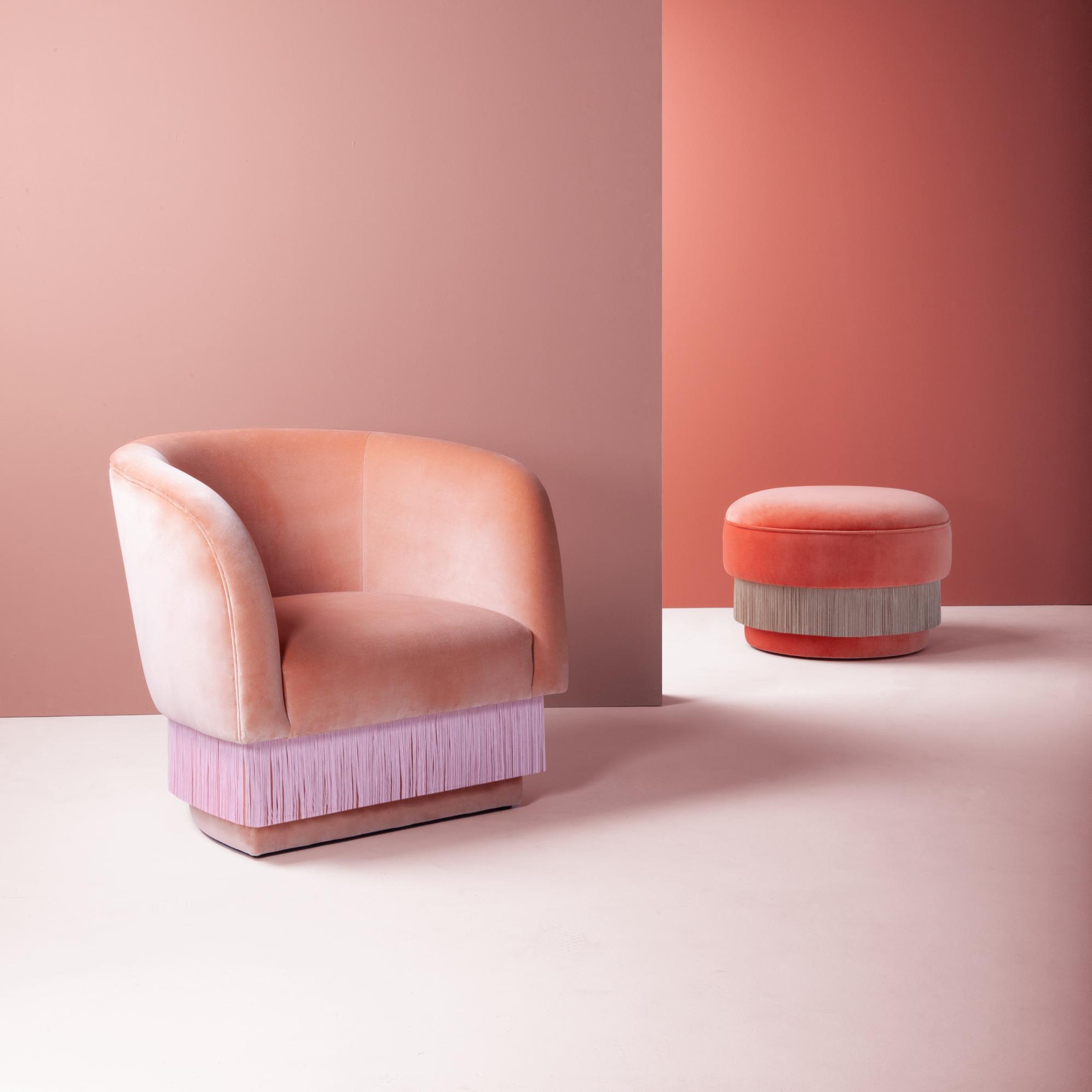 La Folie Red Pouf