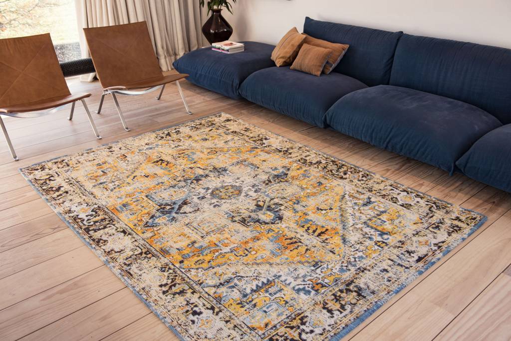 8704 Amir Gold Rug