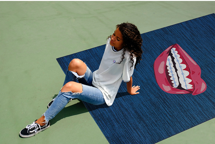 Smile Flat-Woven Rug
